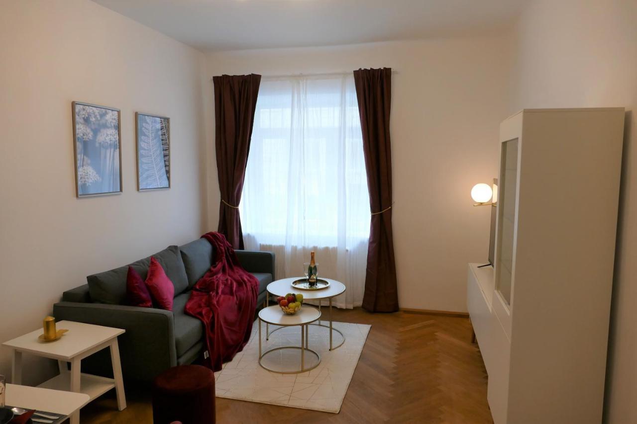 Stylish * Viena